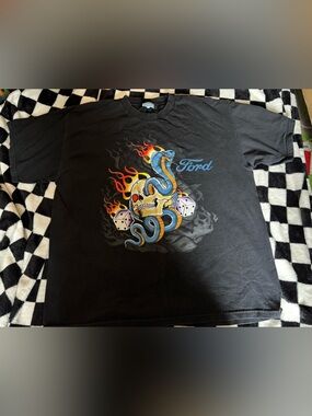 Men’s vintage XLARGE ford tshirt 100% cotton